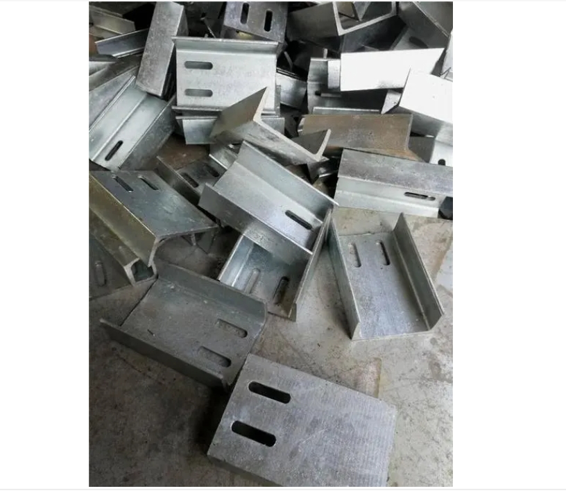 苍梧河北槽钢连接件